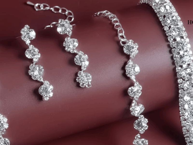 Silver Jewellery for Red Carpet Fashion: Glamour, Luxury, and Timeless Shine